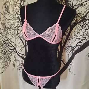 Sexy Peek-a-boo Lace Bra and Panty Set
